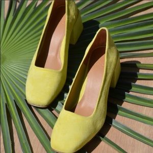 LOQ Villa Pump in Nectar